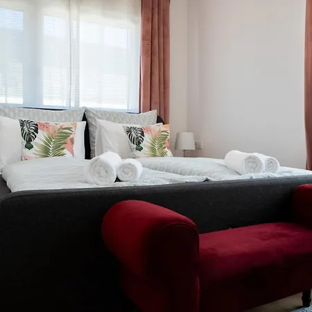 Major Apartmanhaz Apartment