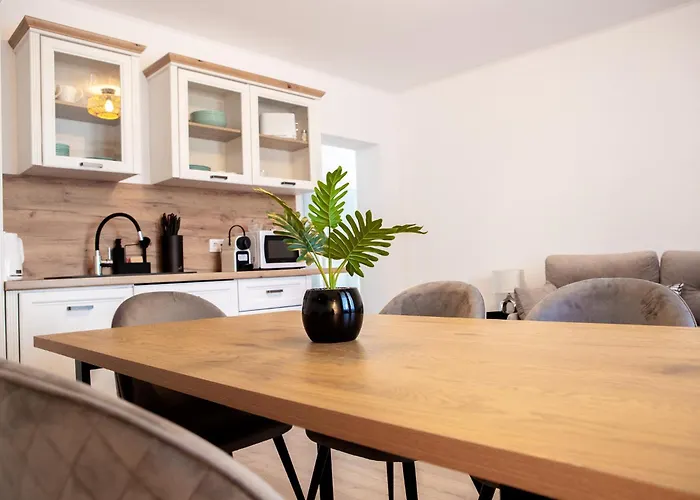 Major Apartmanhaz * Tihany