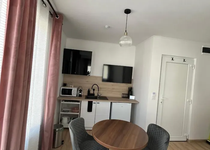 Major Apartmanhaz Appartement *
