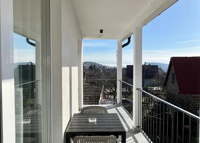 Major Apartmanhaz Appartement *